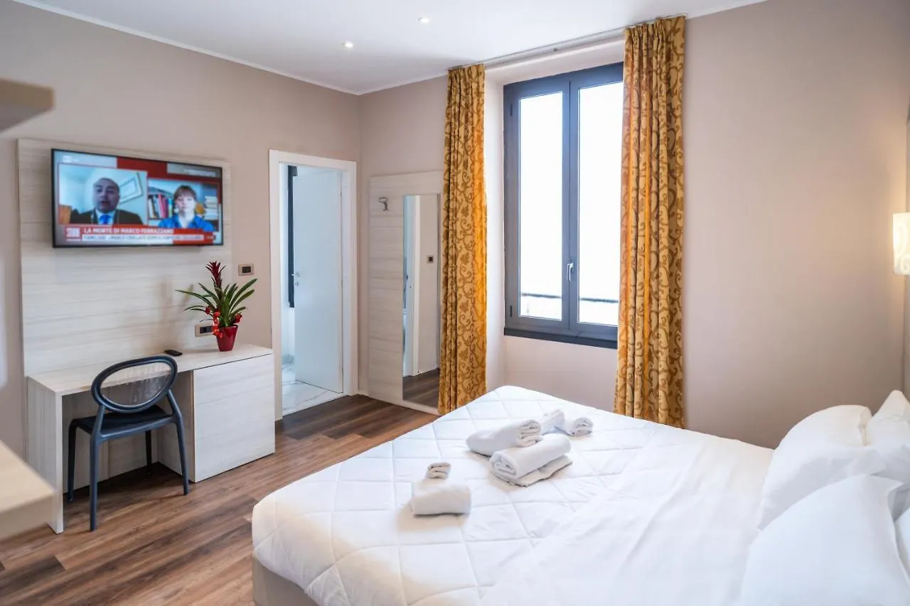 ***  Hotel Globo Suite-Correnti Hotels Sanremo Italia