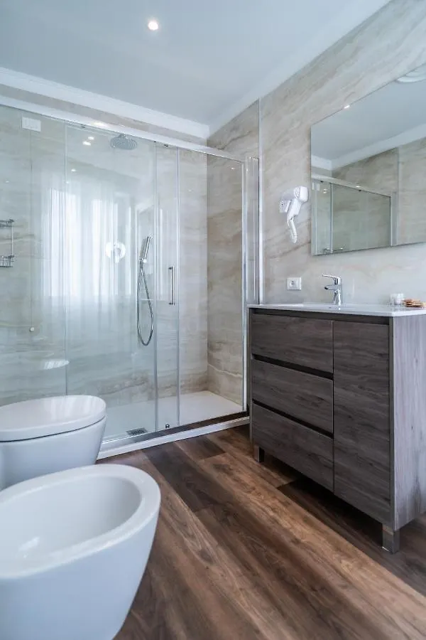 Hotel Globo Suite-Correnti Hotels Sanremo 3*,