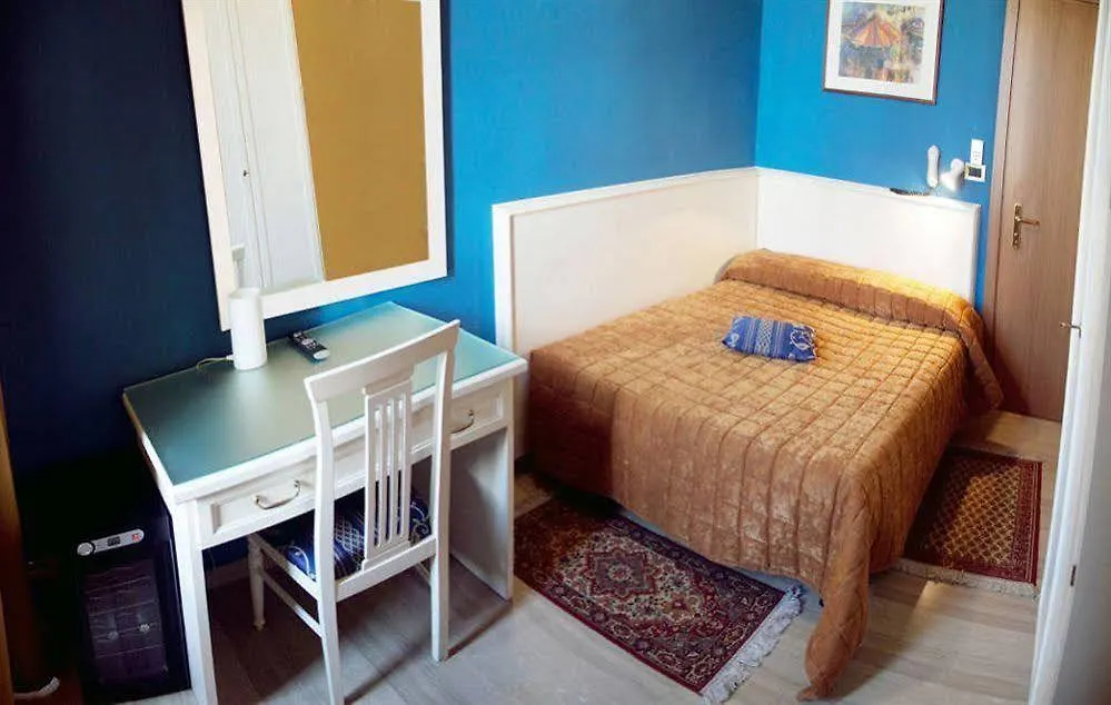 Hotel Globo Suite-Correnti Hotels Sanremo